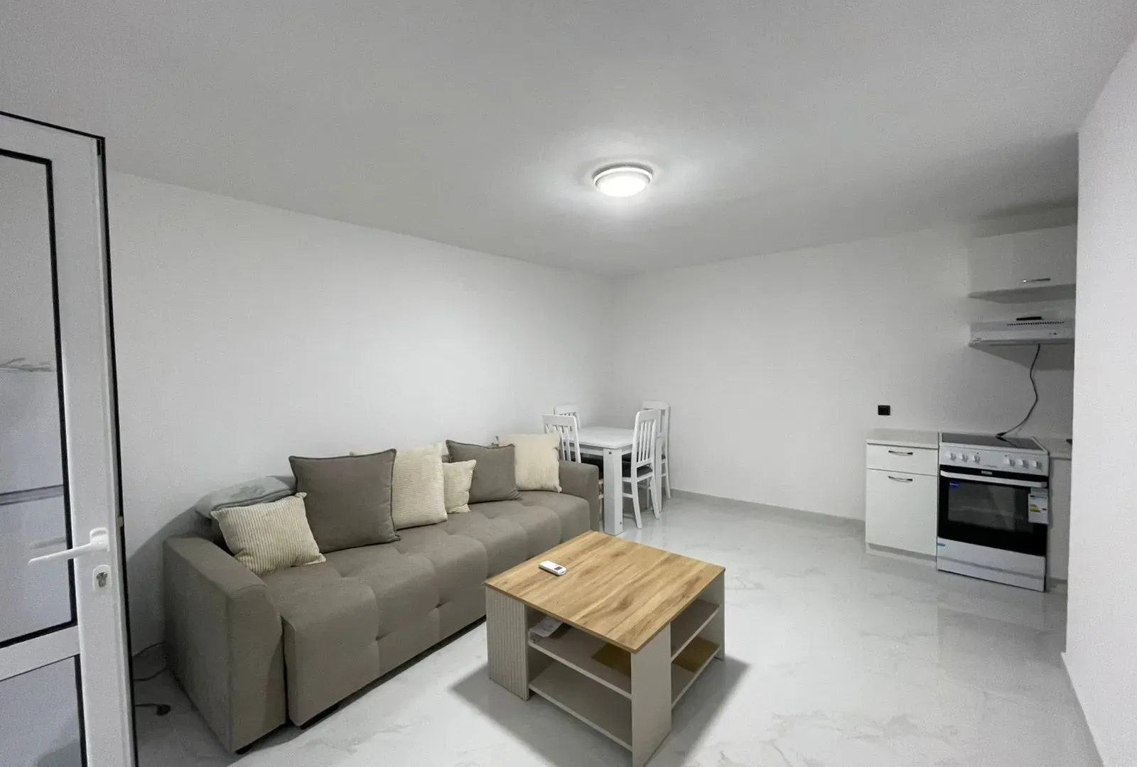 Sale, one bedroom apartment, 34m², Dobre Vode, Bar