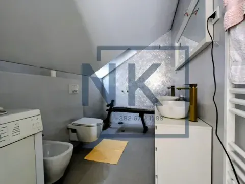 Izdavanje, trosoban stan, 130m², Vranići, Podgorica - image 12