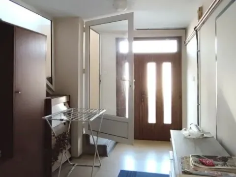 Sale, house, 240m², Loznica, Srbija - image 5