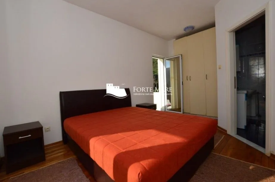 Prodaja, kuća, 350m², Baošići, Herceg Novi