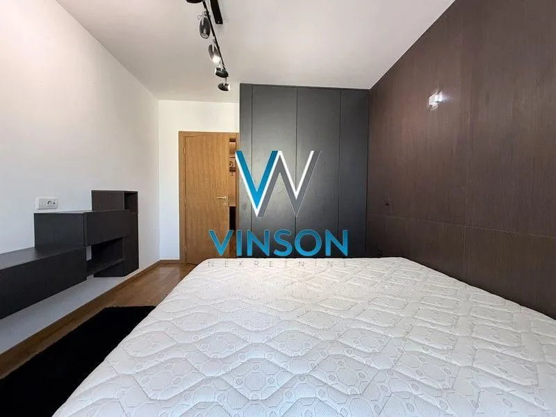 Izdavanje, dvosoban stan, 60m², Centar, Novi Sad