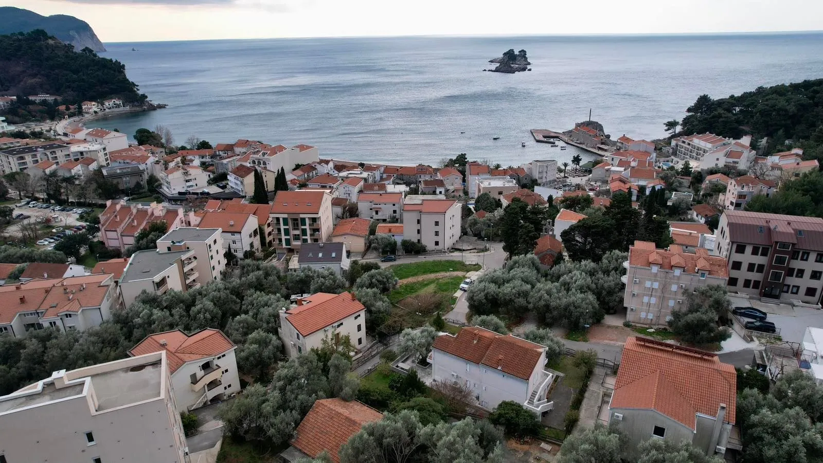 Prodaja, plac, 237m², Petrovac, Budva