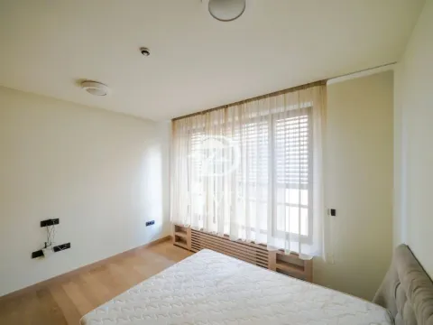 Rent, four bedroom apartment, 132m², Vračar Hram, Vračar Sve Podlokacije - image 14