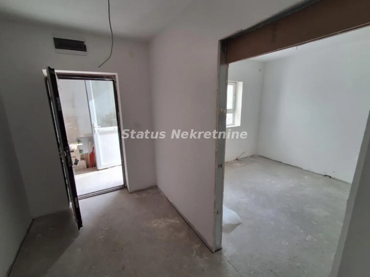 Prodaja, garsonjera, 28m², Futog, Novi Sad Sve Podlokacije