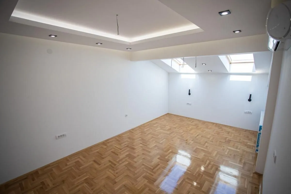 Sale, apartment, 135m², Dom zdravlja, Niš