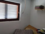 Izdavanje, kuća, 200m², Kaludjerica, Grocka - image 17