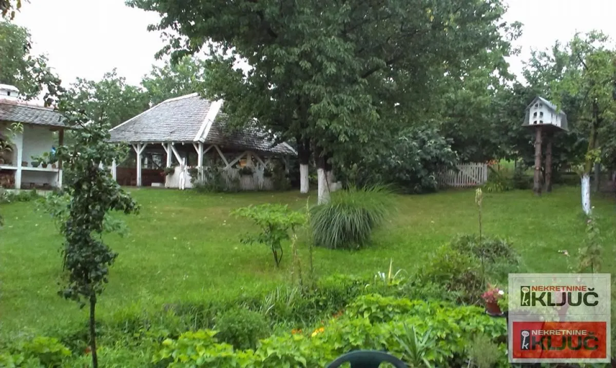 Sale, house, 334m², Čerević, Beočin