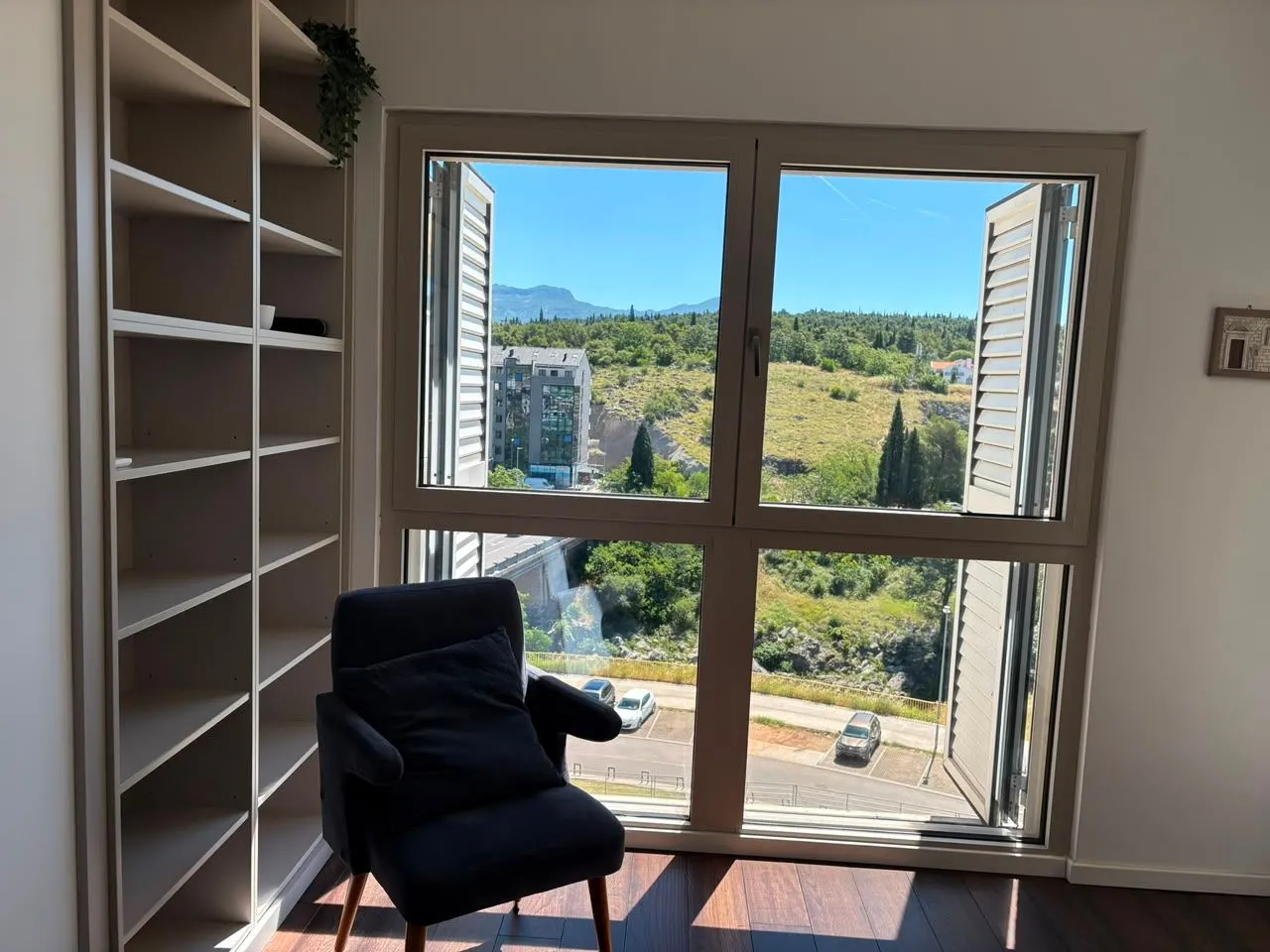 Rent, one bedroom apartment, 48m², Vezirov Most, Podgorica