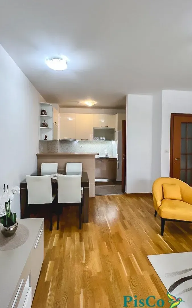 Rent, one bedroom apartment, 51m², City Kvart, Podgorica