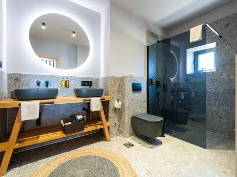 Sale, house, 374m², Drobni pijesak, Budva - image 10