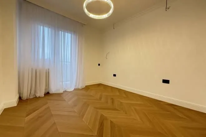 Prodaja, dvosoban stan, 43m², Južni Bulevar, Vračar Sve Podlokacije