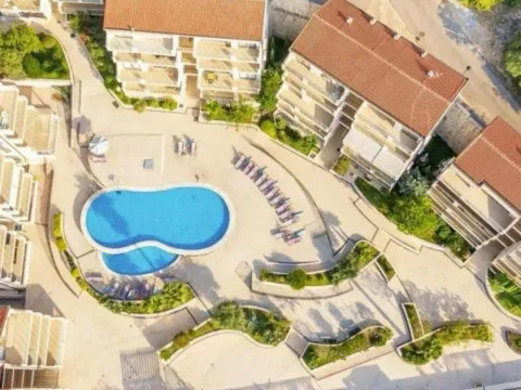 Prodaja, dvosoban stan, 75m², Pržno, Budva - image 15