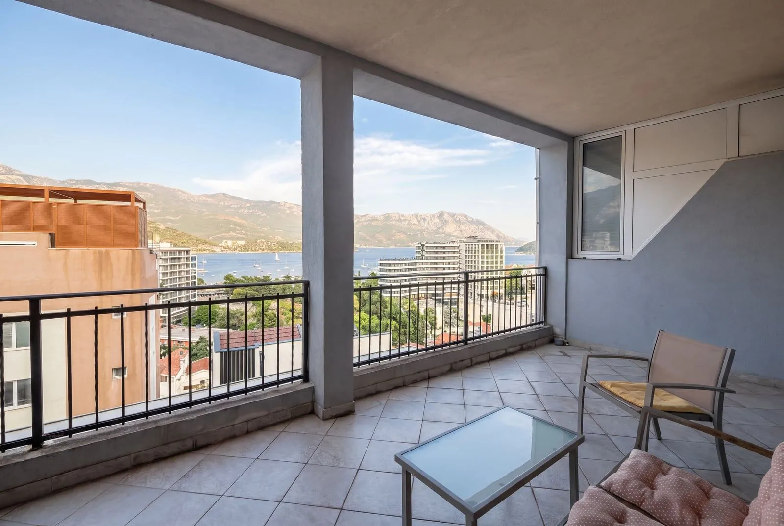 Rent, two bedroom apartment, 56m², Budva, Crna Gora