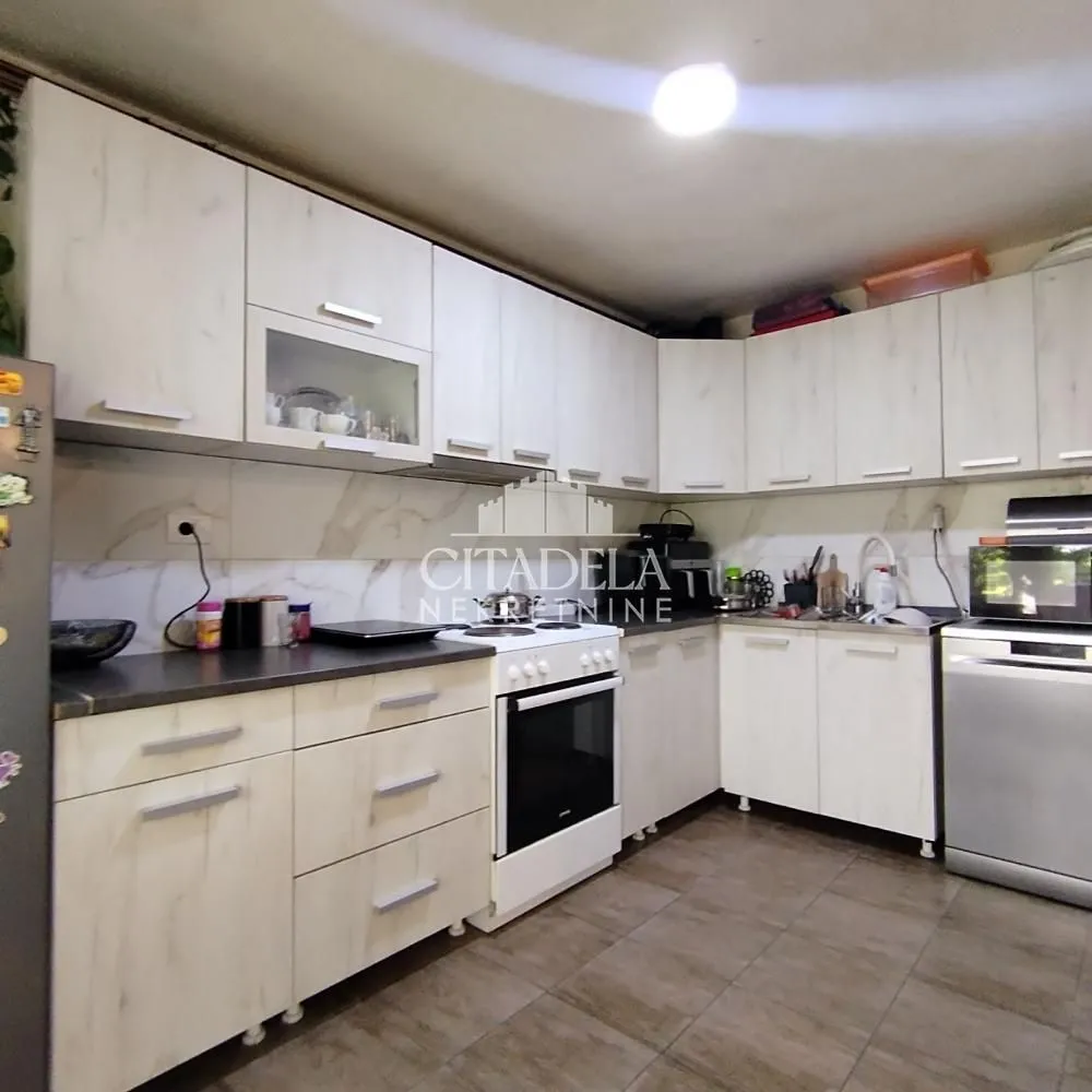 Prodaja, kuća, 140m², Arnajevo, Barajevo