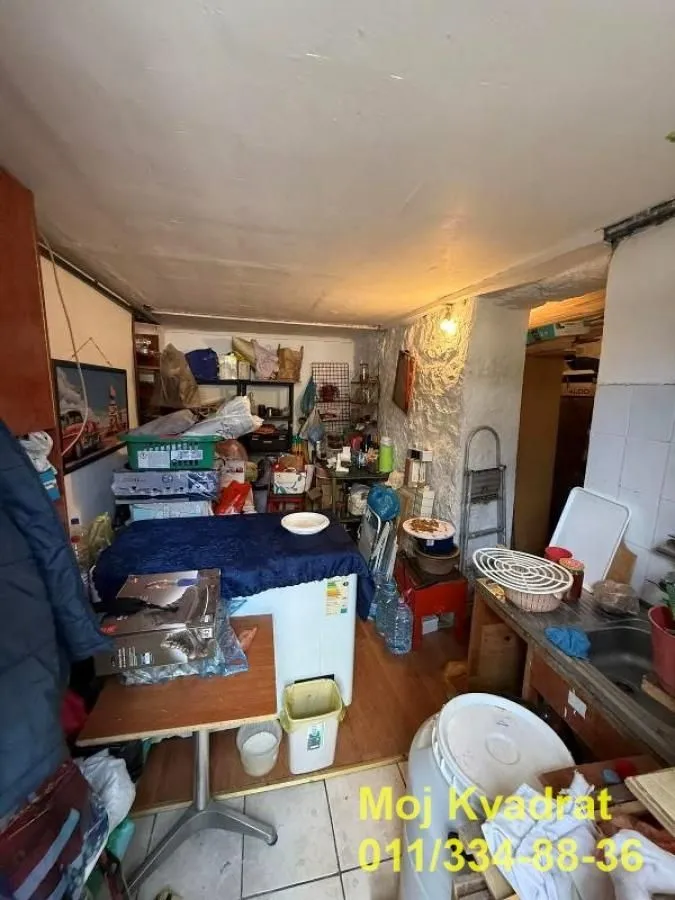 Prodaja, trosoban stan, 54m², Karaburma, Palilula Sve Podlokacije