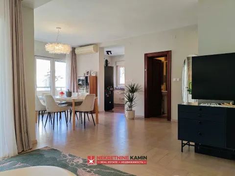 Prodaja, trosoban stan, 114m², Dobrota, Kotor - image 13