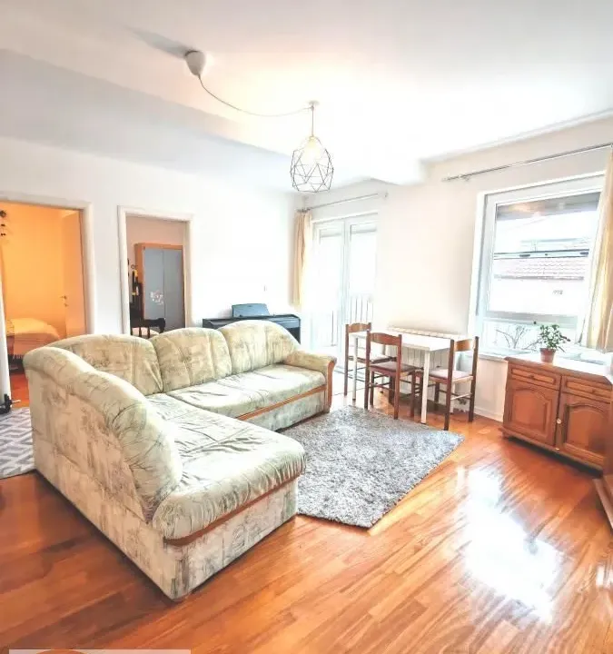 Prodaja, trosoban stan, 54m², Gradska Bolnica, Zvezdara Sve Podlokacije