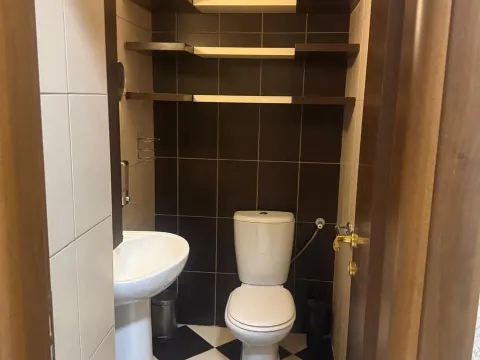 Rent, three bedroom apartment, 90m², City Kvart, Podgorica - image 10