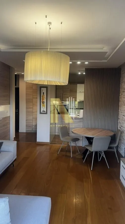 Izdavanje, trosoban stan, 85m², Liman 3, Novi Sad Sve Podlokacije