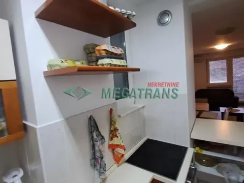 Izdavanje, trosoban stan, 72m², Bulevar Oslobodjenja, Novi Sad Sve Podlokacije - image 11