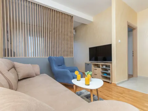 Prodaja, dvosoban stan, 55m², Bečići, Budva - image 15