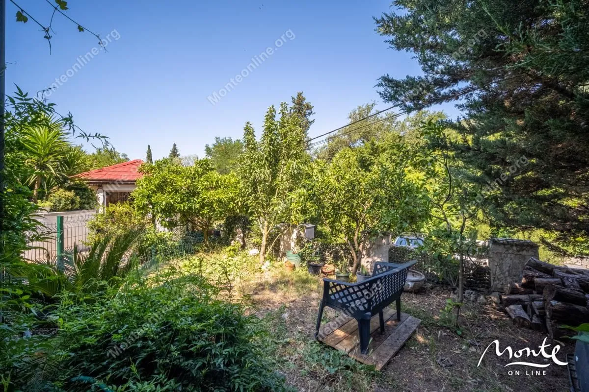 Prodaja, kuća, 130m², Tivat, Crna Gora