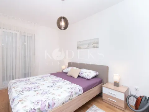 Izdavanje, jednosoban stan, 39m², Central Point, Podgorica - image 3
