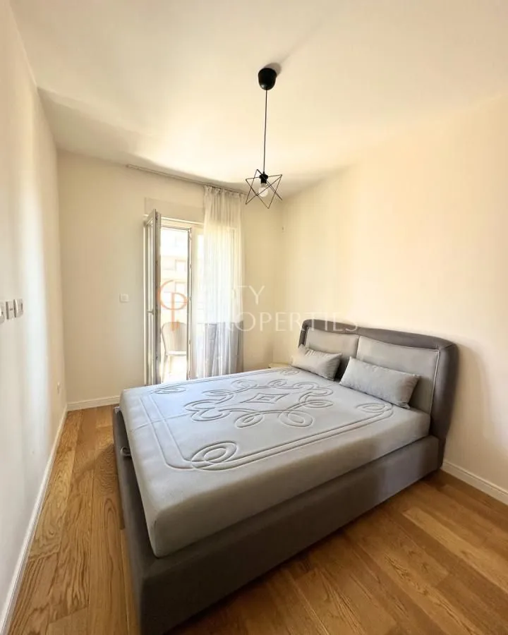 Izdavanje, stan, 49m², Central Point, Podgorica