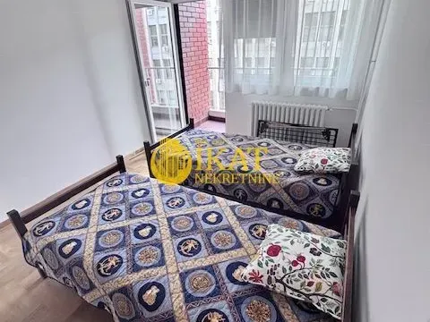 Izdavanje, trosoban stan, 88m², Tašmajdan, Palilula Sve Podlokacije - image 9