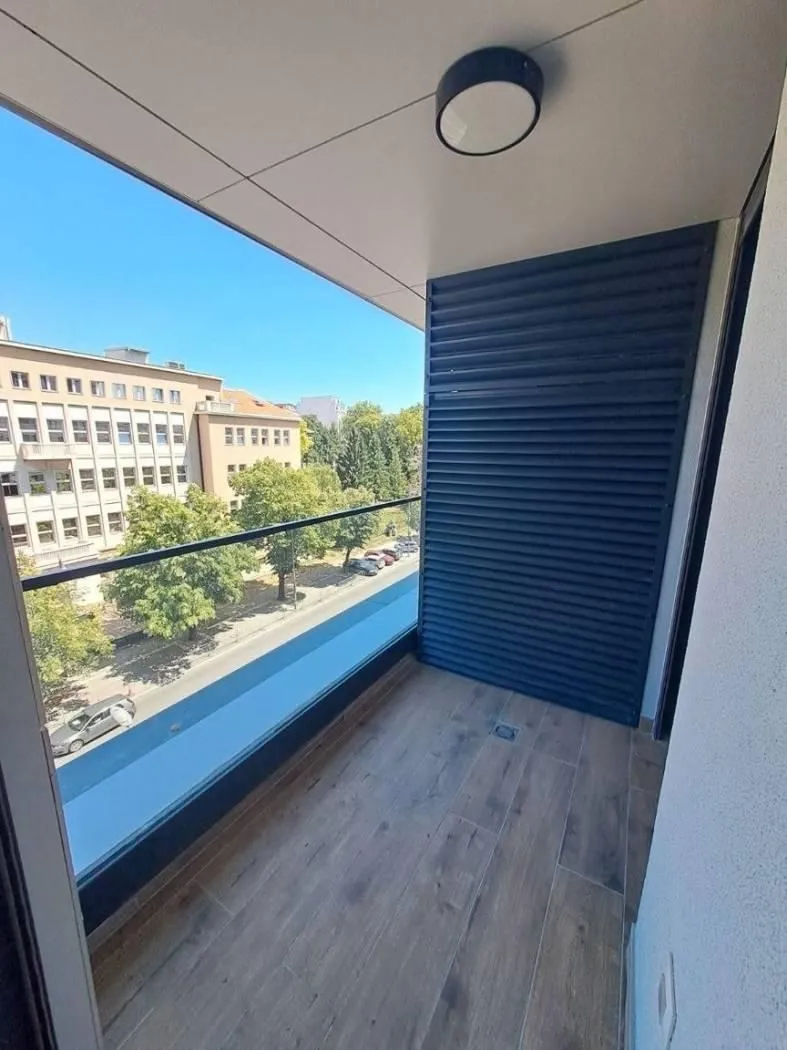 Izdavanje, dvosoban stan, 44m², Autokomanda, Voždovac Sve Podlokacije
