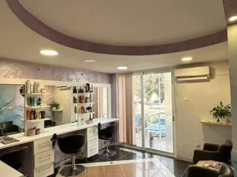 Prodaja, poslovni prostor, 43m², Podgorica, Crna Gora