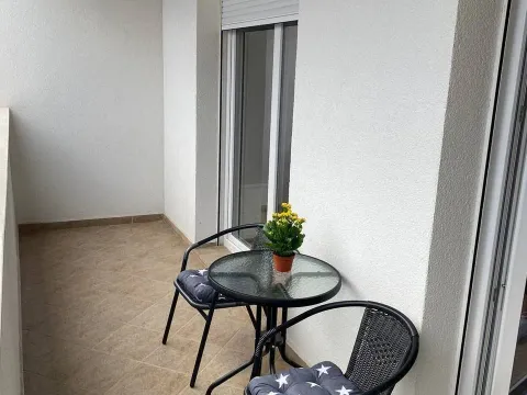 Rent, one bedroom apartment, 46m², Golubovina, Budva - image 6