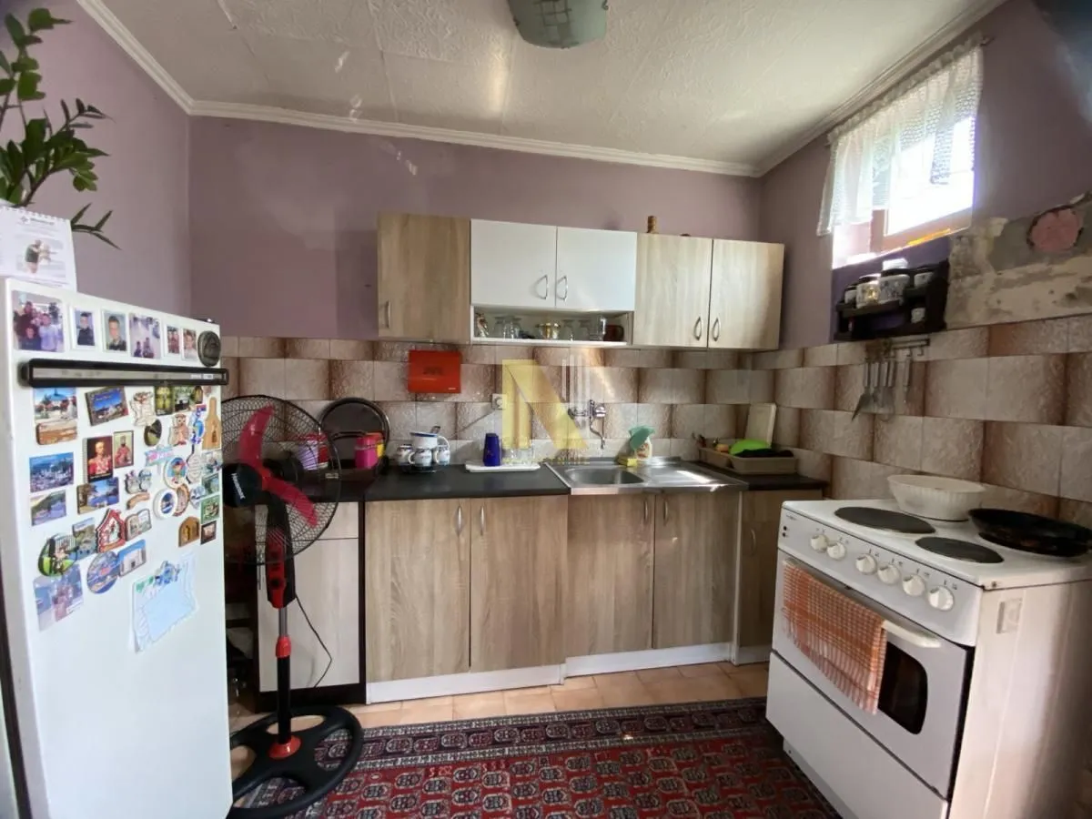 Prodaja, kuća, 112m², Kać, Novi Sad Sve Podlokacije