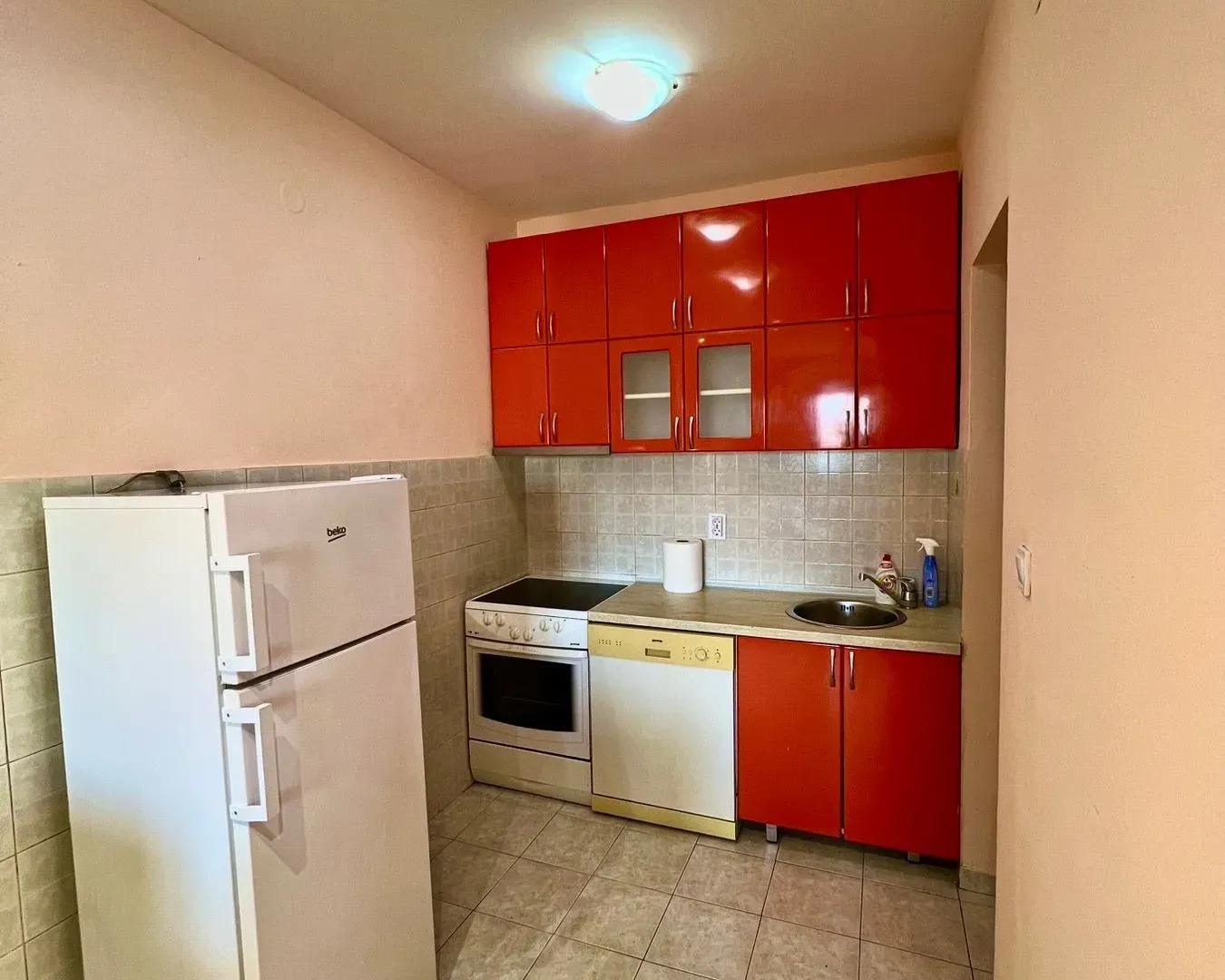 Rent, one bedroom apartment, 38m², Pobrežje, Podgorica
