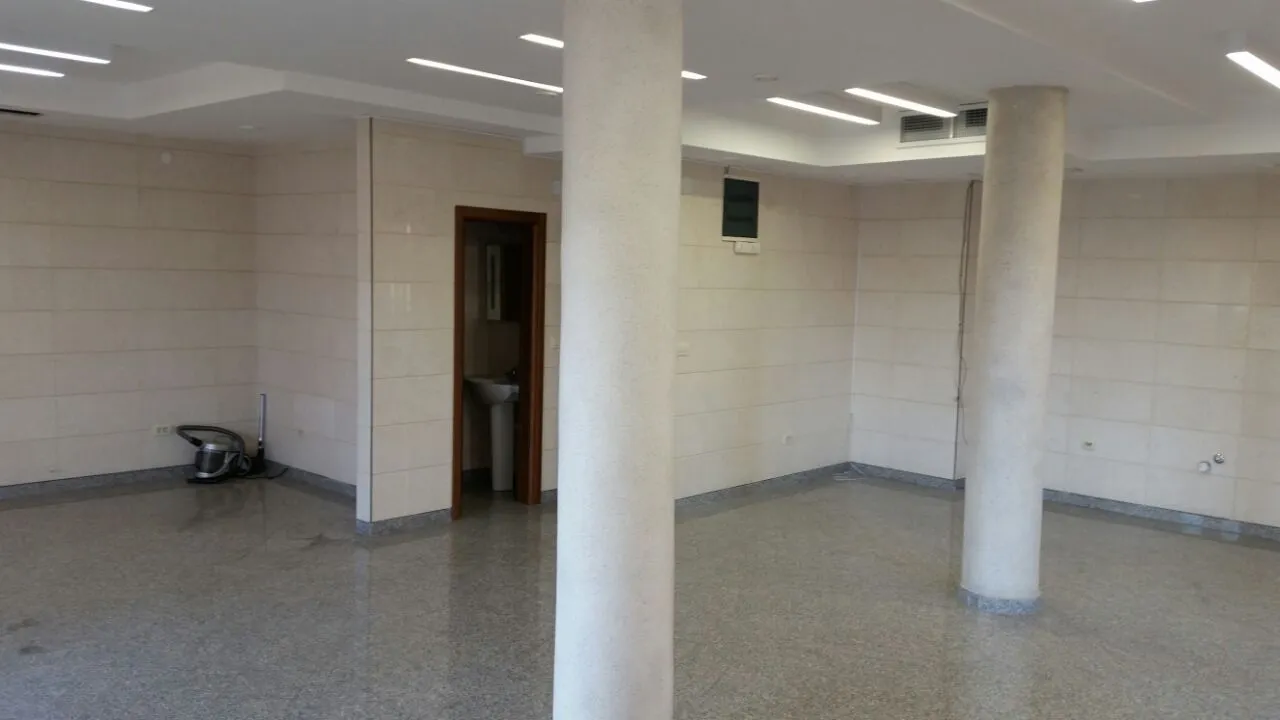 Rent, office space, 70m², Momišići, Podgorica