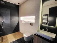 Izdavanje, četvorosoban stan, 200m², Kalenić Pijaca, Vračar Sve Podlokacije - image 14