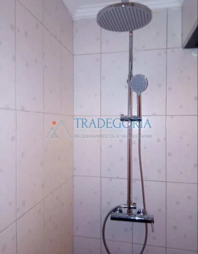 Prodaja, dvosoban stan, 105m², Đenovići, Herceg Novi