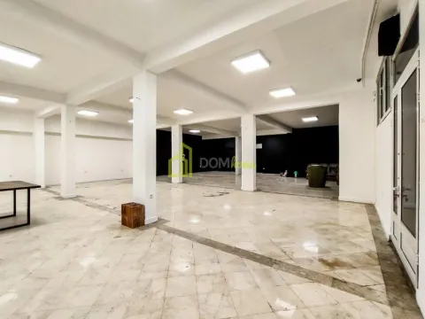 Izdavanje, poslovni prostor, 220m², Centar, Podgorica - image 3