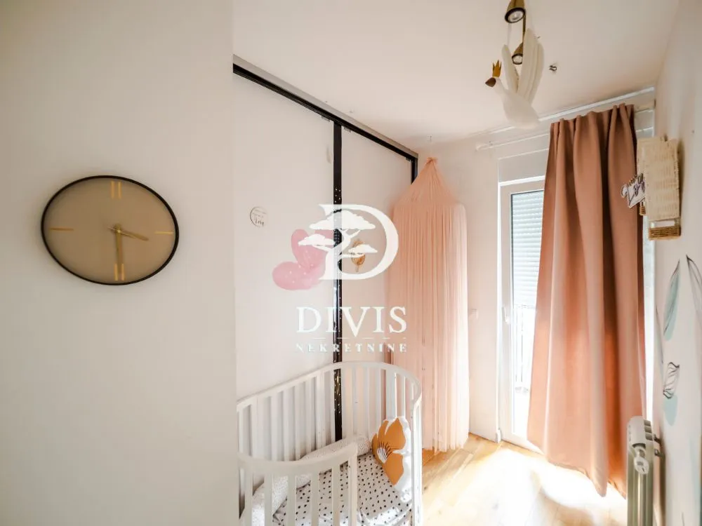 Prodaja, trosoban stan, 74m², Olimp, Zvezdara Sve Podlokacije