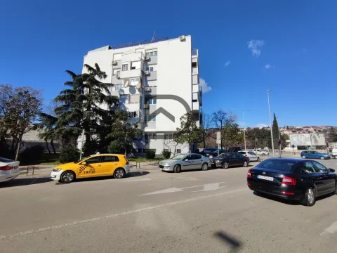 Rent, two bedroom apartment, 65m², Preko Morače, Podgorica - image 3