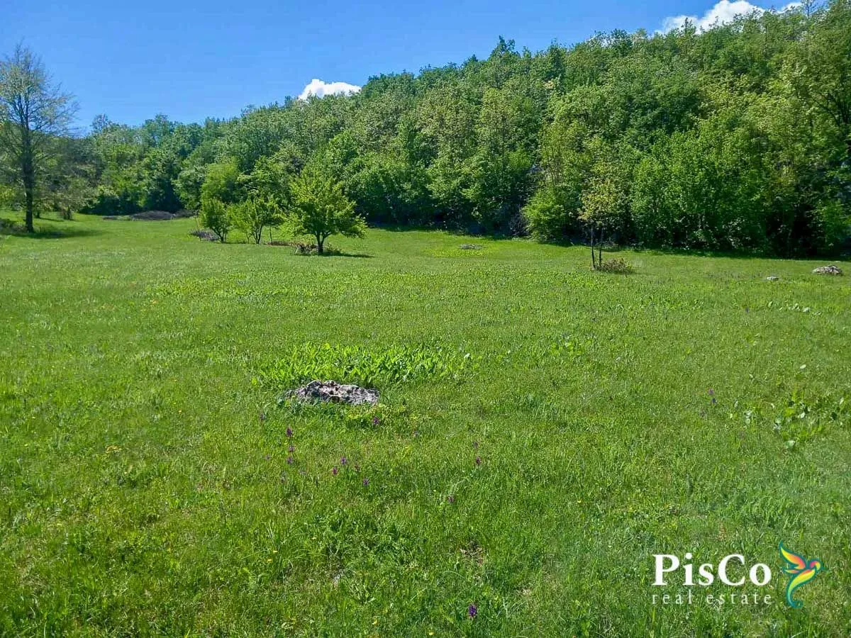 Prodaja, plac, Nikšić, Crna Gora