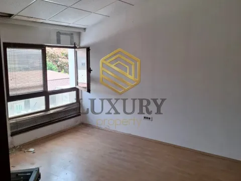 Rent, office space, 95m², Stari Aerodrom, Podgorica - image 3
