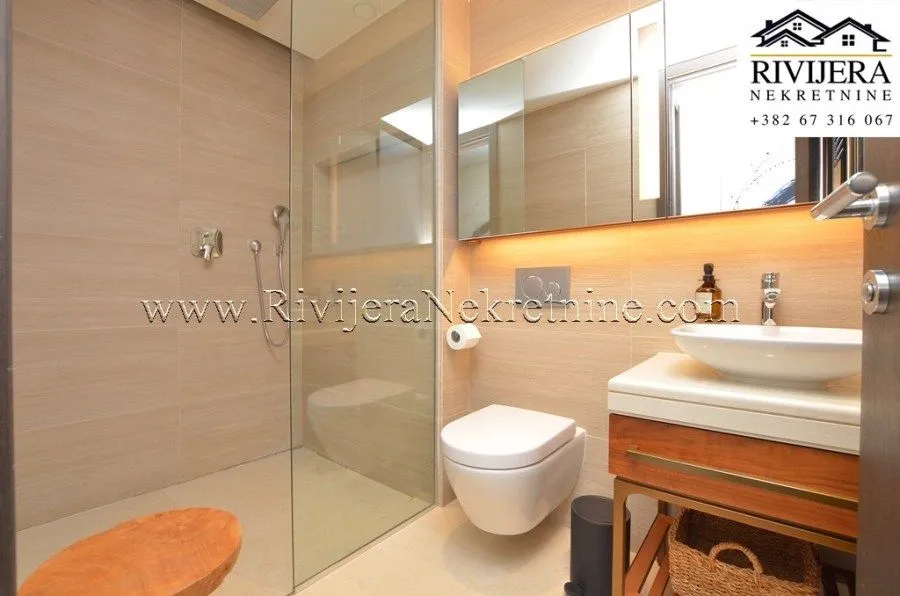 Prodaja, trosoban stan, 171m², Kumbor, Herceg Novi