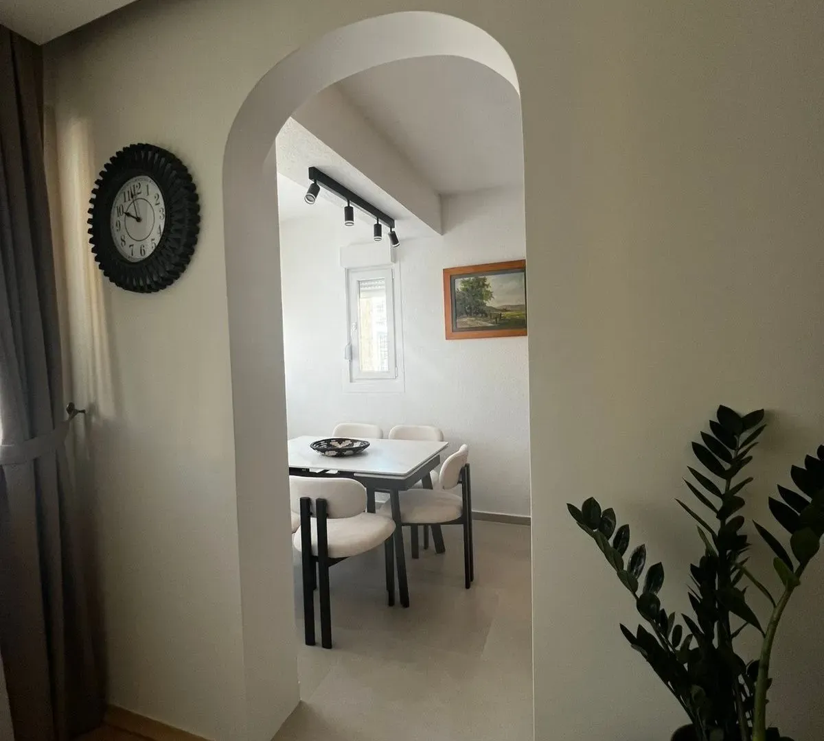 Izdavanje, trosoban stan, 103m², Preko Morače, Podgorica