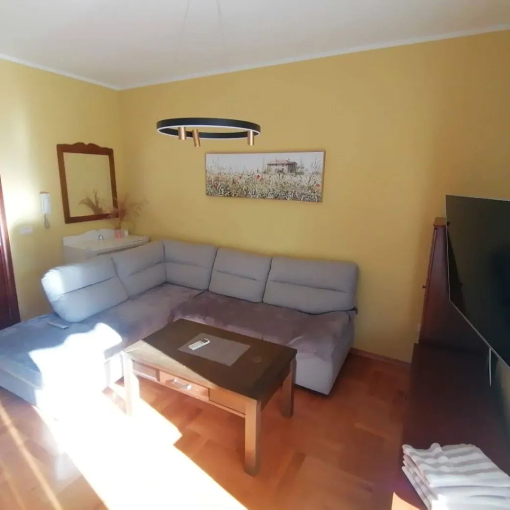 Prodaja, dvosoban stan, 98m², Bečići, Budva