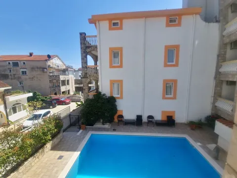 Rent, one bedroom apartment, 40m², Budva, Crna Gora - image 7