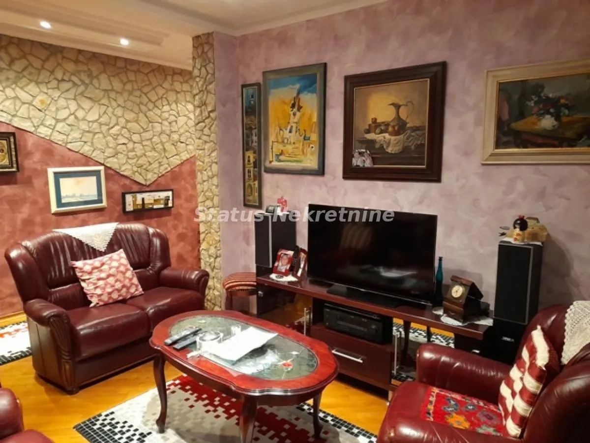 Prodaja, trosoban stan, 54m², Grbavica, Novi Sad Sve Podlokacije