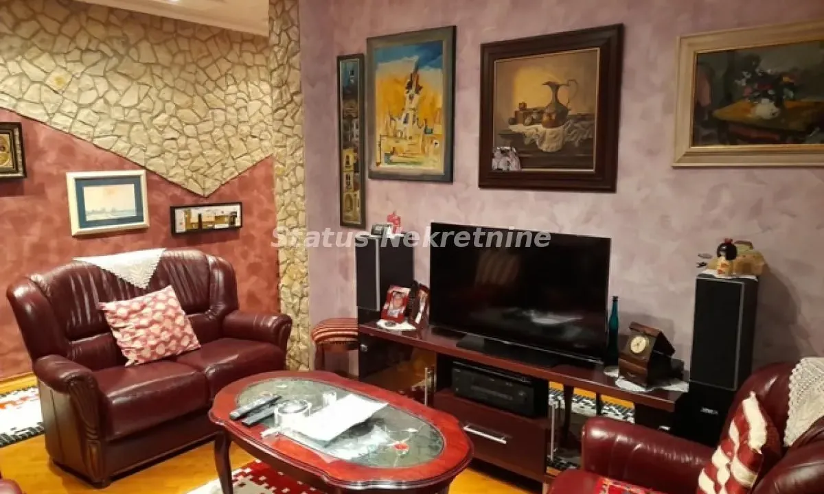 Prodaja, trosoban stan, 54m², Grbavica, Novi Sad Sve Podlokacije