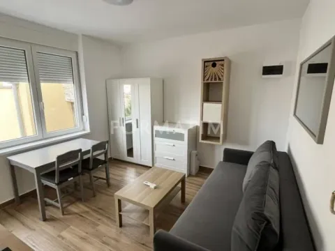 Stan in Kalenić Pijaca