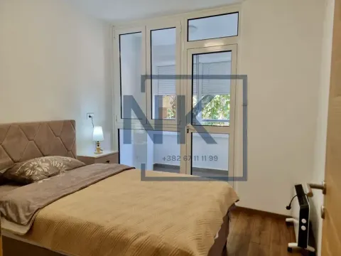 Rent, three bedroom apartment, 100m², Tološi, Podgorica - image 9